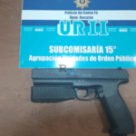 Discusión en un control vehicular terminó con dos aprehendidos y el secuestro de una réplica de arma