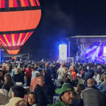 Pueblo Esther celebró sus 130 años con una multitudinaria fiesta popular en el Polideportivo