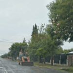 Pueblo Esther: intervenciones municipales tras lluvias intensas y un accidente leve