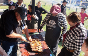 Grill Fest en Pueblo Esther con gastronomía y actividades en el Polideportivo