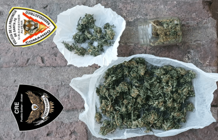 Procedimiento policial por tenencia de marihuana en Pueblo Esther