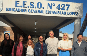 Entregaron un proyector a la Escuela Secundaria Brigadier López de Pueblo Esther